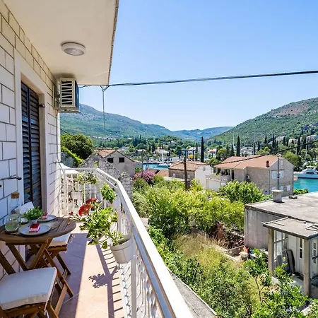 Apartment House Of Artichoke With Amazing Sea View, Dubrovnik *